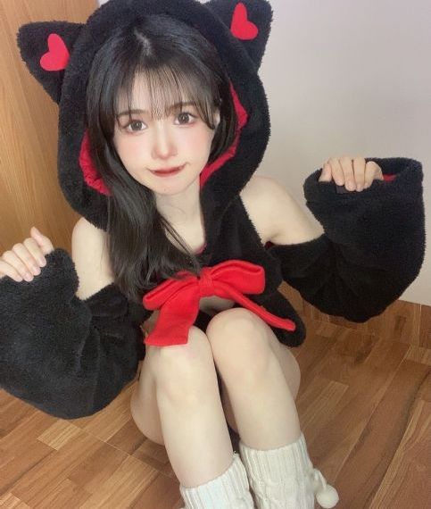 婷婷激情五月还会玩转热点_BD韩语在线视频播放
